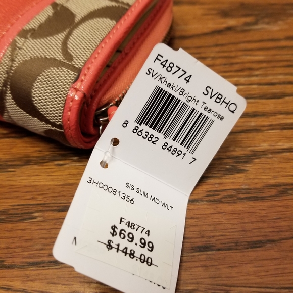 NWT COACH wallet - Picture 6 of 6